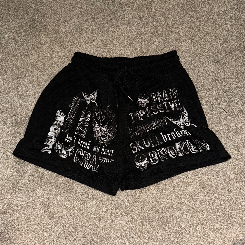 Romwe graphic sweat shorts
